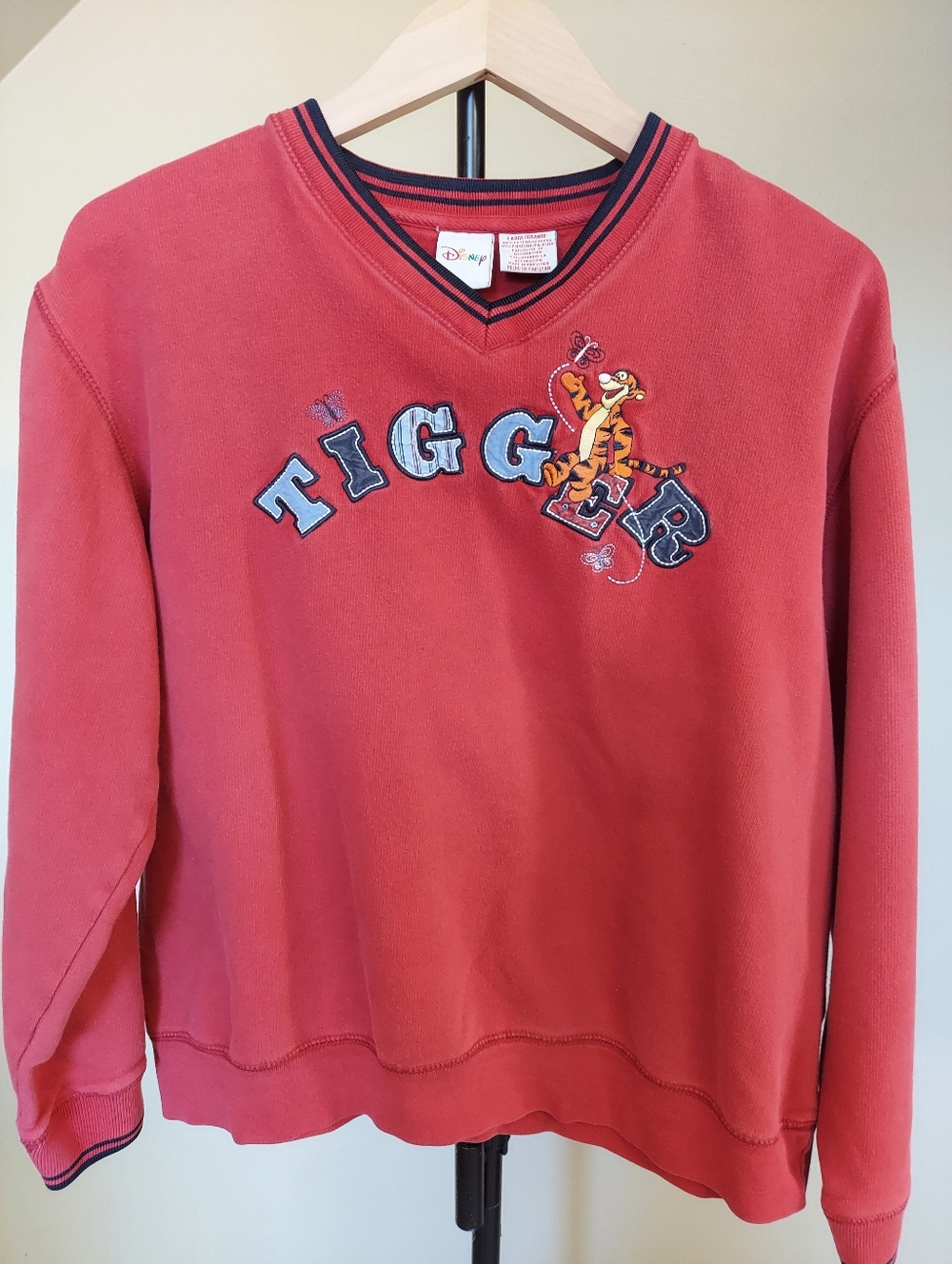 Disney's Winnie The Pooh's Tigger Sweatshirt Crewneck w/Butterflies Red Sz Large